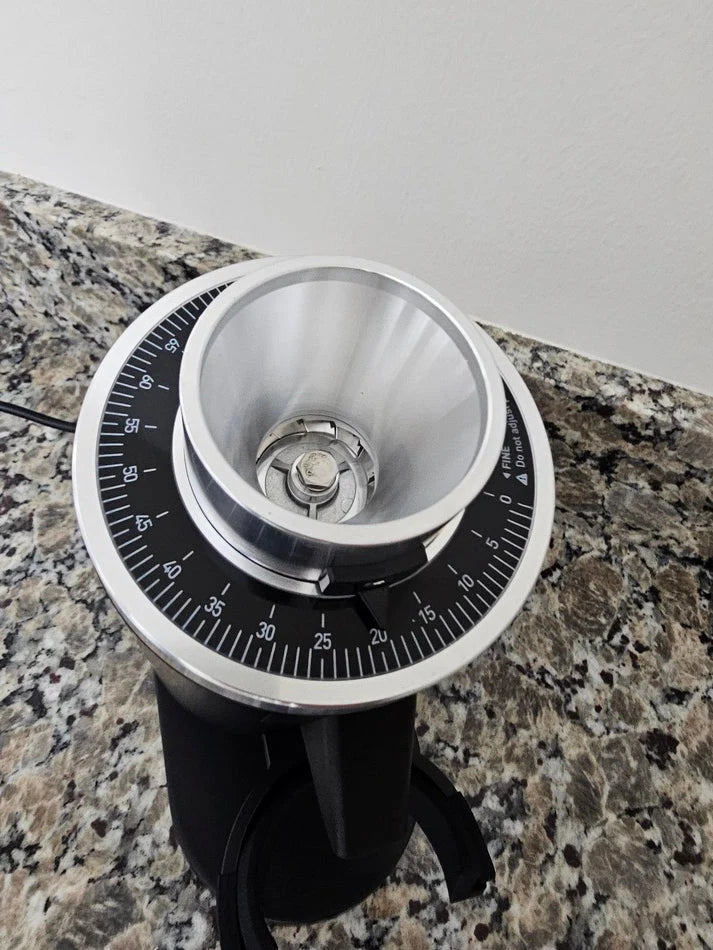 Premium Espresso & Grinding Bundle: Mechanika MAX + DF64 Grinder