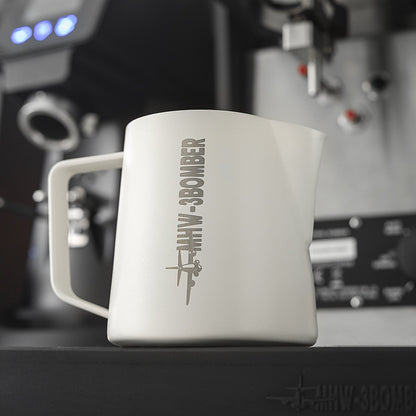 MHW-3BOMBER Latte Art Pitcher 5.0 Off-White