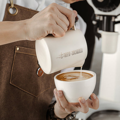 MHW-3BOMBER Latte Art Pitcher 5.0 Off-White